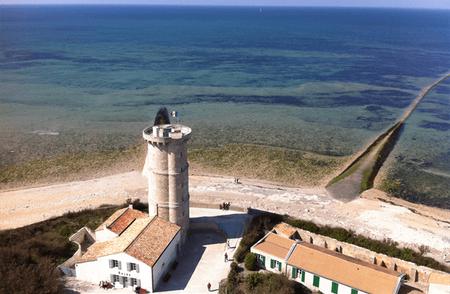 Bezienswaardigheden Poitou Charentes: vuurtoren op Ile de Ré